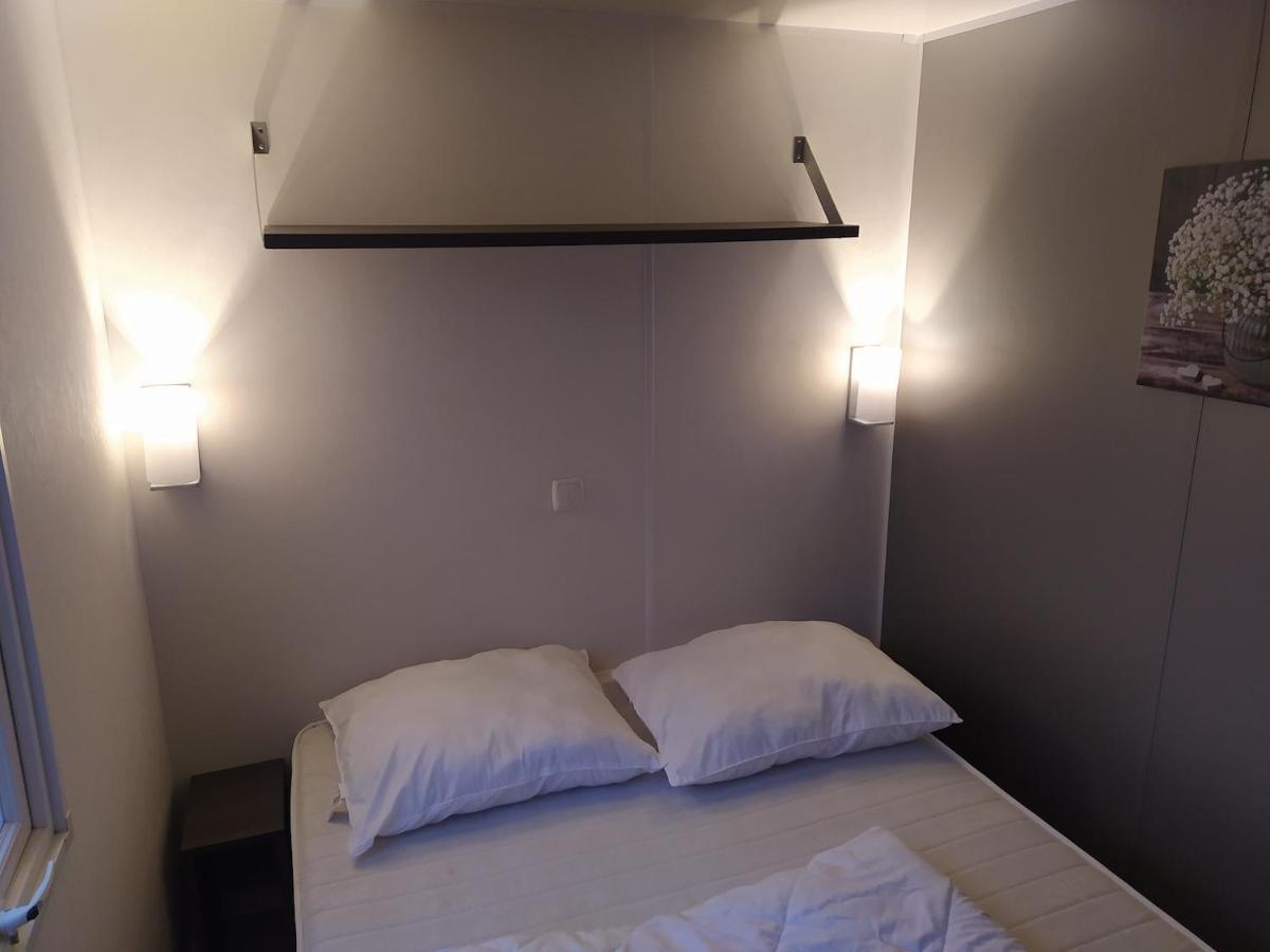 Hebergements Camping "Les Pieds Dans L'Eau" Crozon Luaran gambar