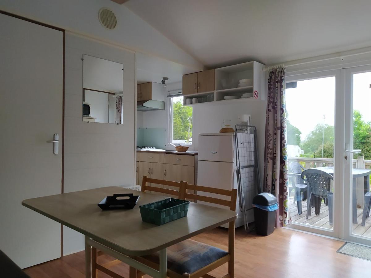 Hebergements Camping "Les Pieds Dans L'Eau" Crozon Luaran gambar