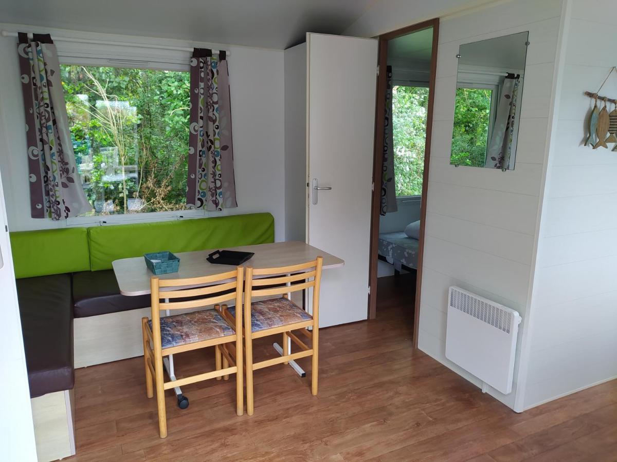 Hebergements Camping "Les Pieds Dans L'Eau" Crozon Luaran gambar