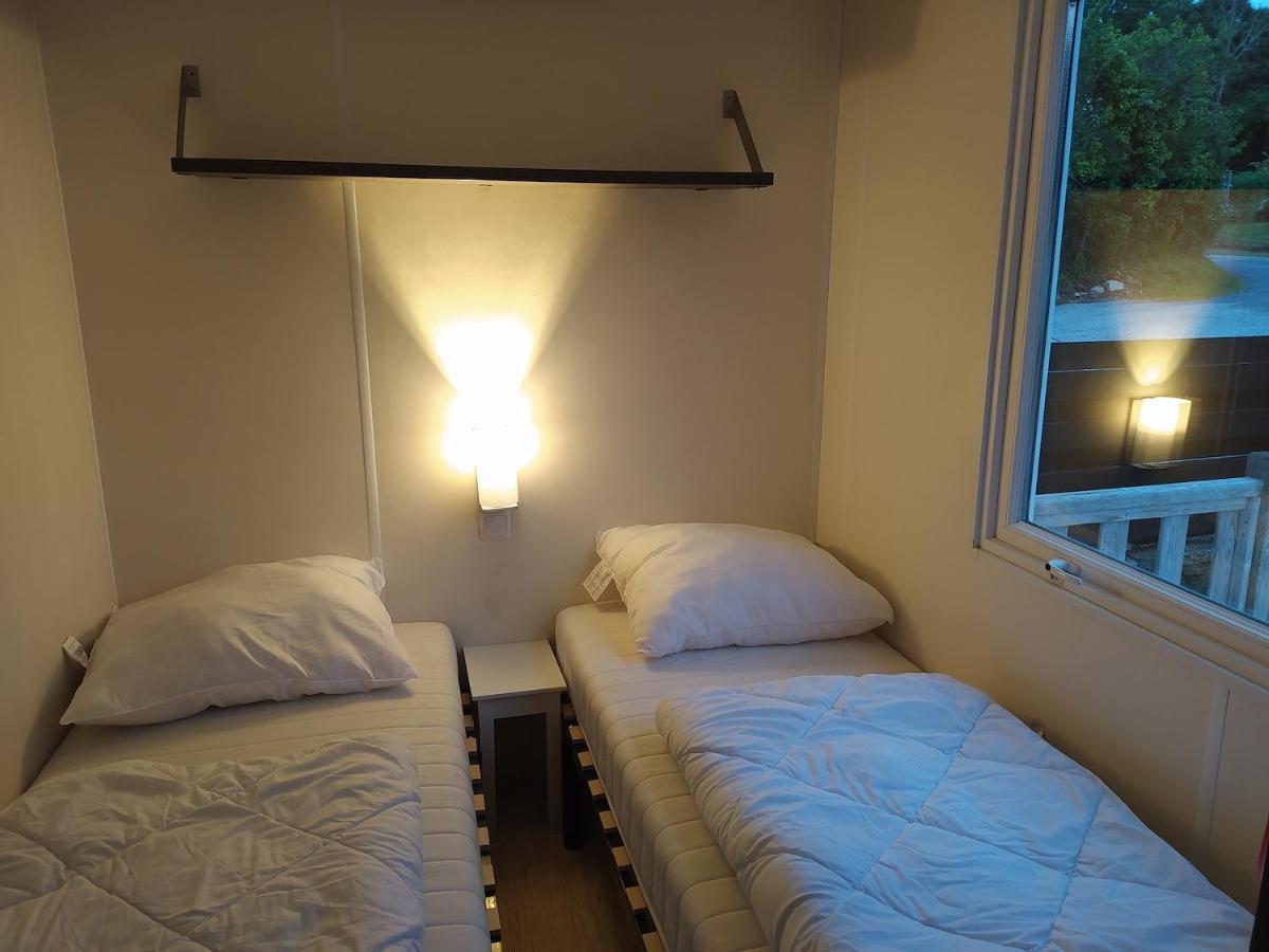 Hebergements Camping "Les Pieds Dans L'Eau" Crozon Luaran gambar
