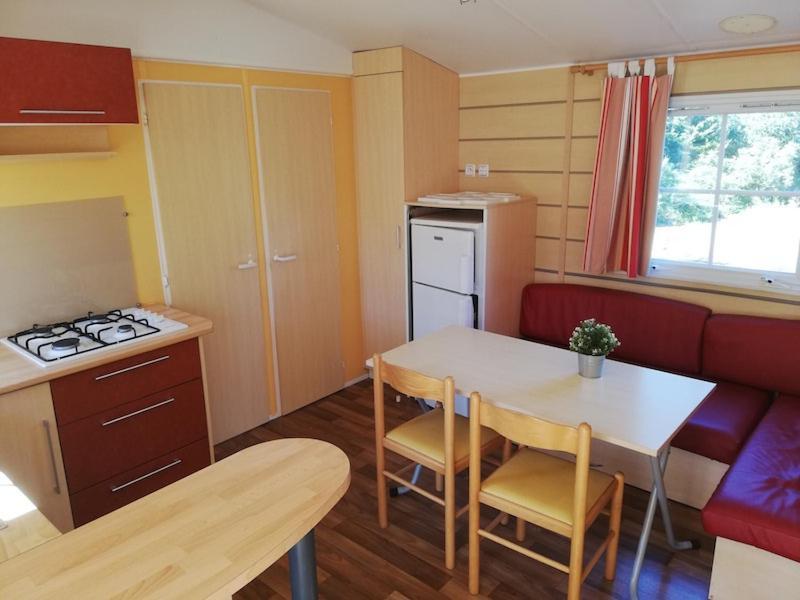Hebergements Camping "Les Pieds Dans L'Eau" Crozon Luaran gambar