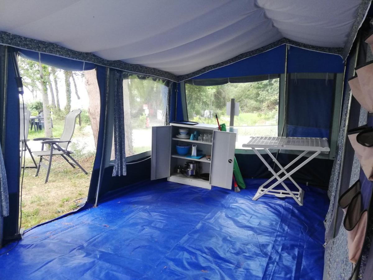 Hebergements Camping "Les Pieds Dans L'Eau" Crozon Luaran gambar