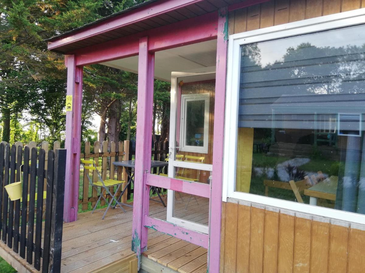 Hebergements Camping "Les Pieds Dans L'Eau" Crozon Luaran gambar