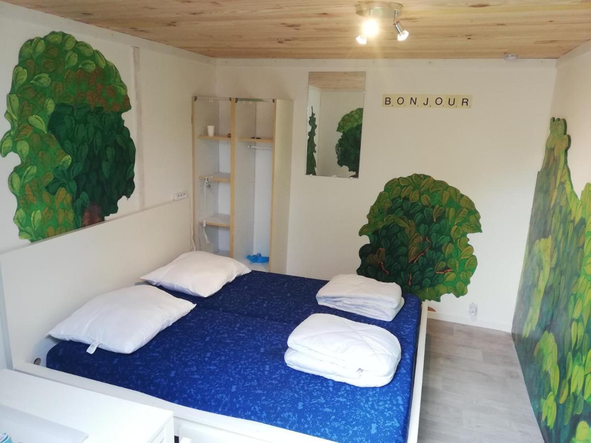 Hebergements Camping "Les Pieds Dans L'Eau" Crozon Luaran gambar