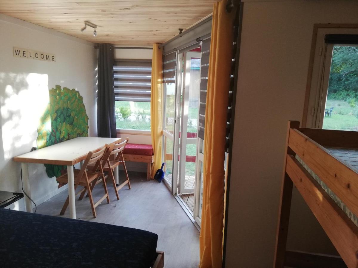 Hebergements Camping "Les Pieds Dans L'Eau" Crozon Luaran gambar